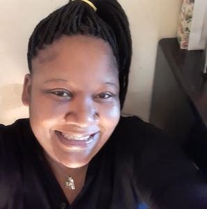 Meet your Posher, Ebony